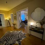 De Standing Hyper Centre Apartmán *