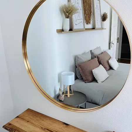 De Standing Hyper Centre