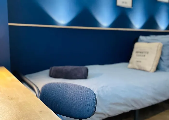 De Standing Hyper Centre Tours